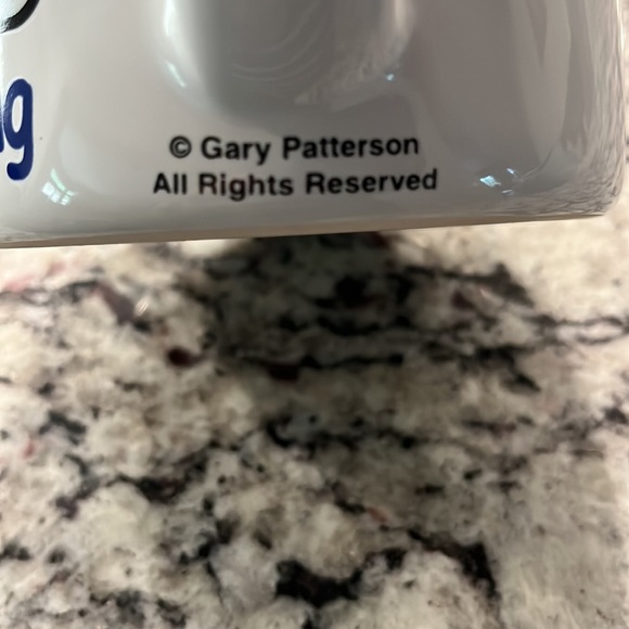 Gary Patterson “ Hooked on Fishing”coffee mug clay - Picture 2 of 4